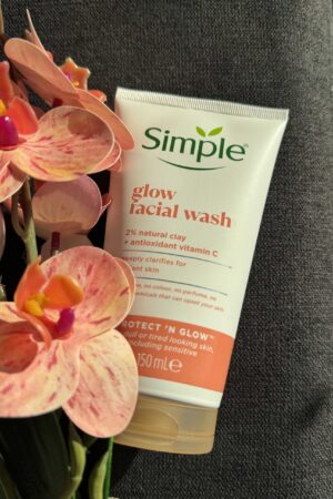 Simple Glow Facial Wash