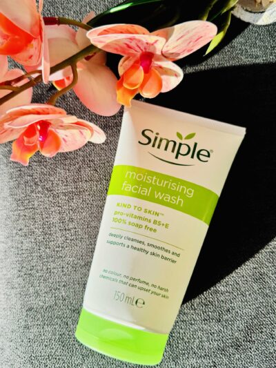 Simple Moisturising Facial Wash